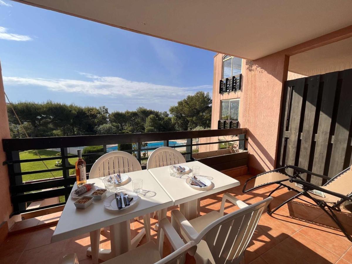 Calme Avec Piscine, Parking Prive, Et Acces Proche A La - 4 Couchages - Fr-1-226a-125 Frejus