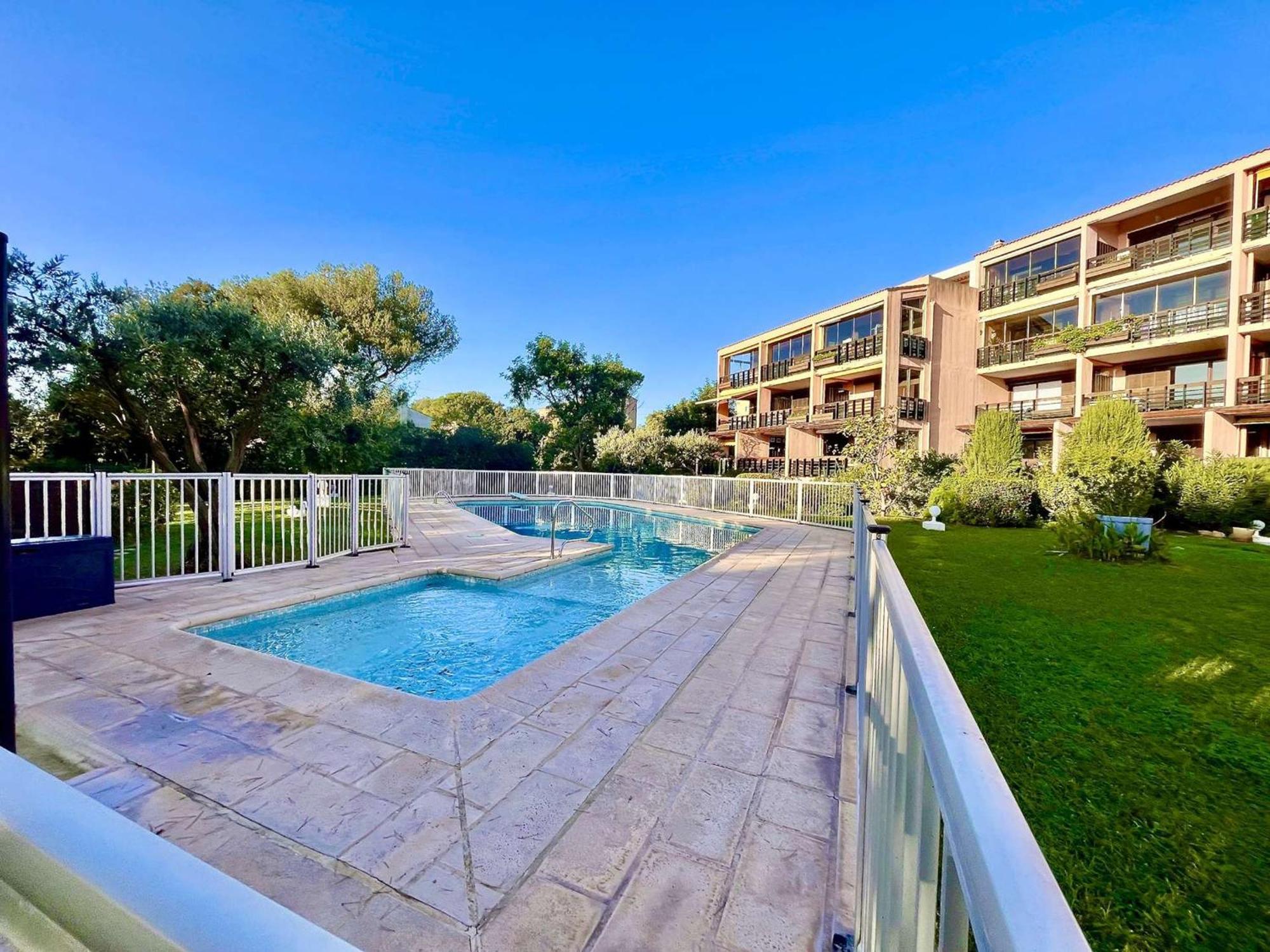 Appartamento Saint-aygulf, 1 Pièce, 4 Personnes - Fr-1-226a-125 Fréjus
